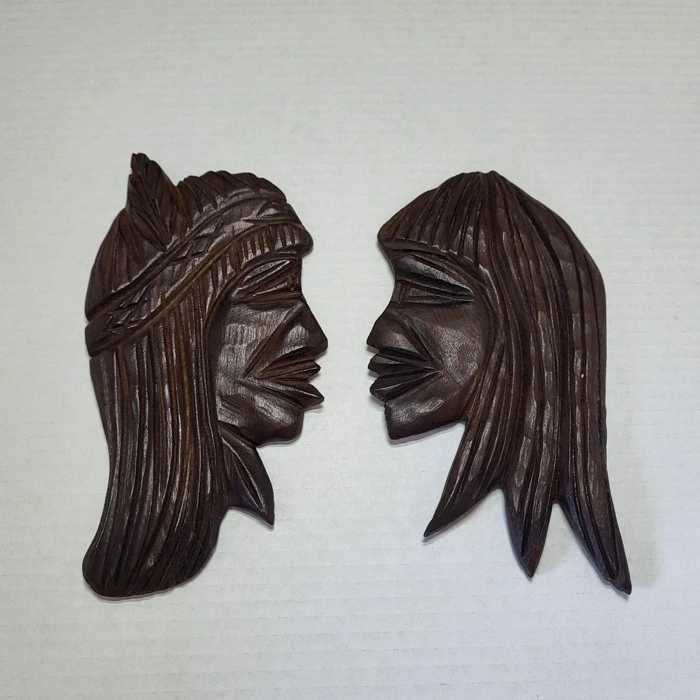 VTG Hand Carved Wood Tribal Indigenous Peruvian Couple Wall Hanging Plaques